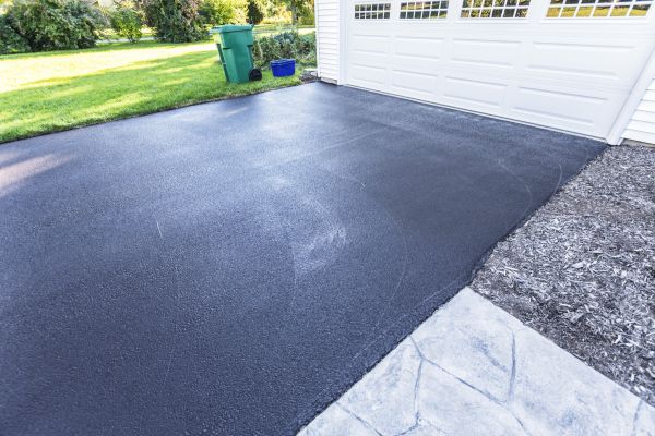 Cost of Blacktop Driveway Service in Manteca