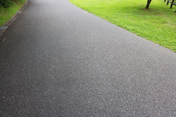 Cost of Tar And Chip Driveway Paving in Manteca